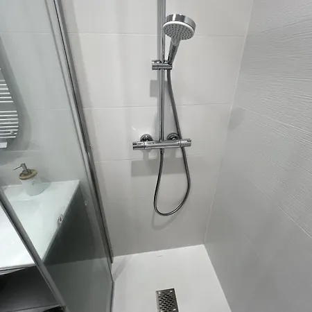 Proche Et Centre-ville * 圣纳泽尔